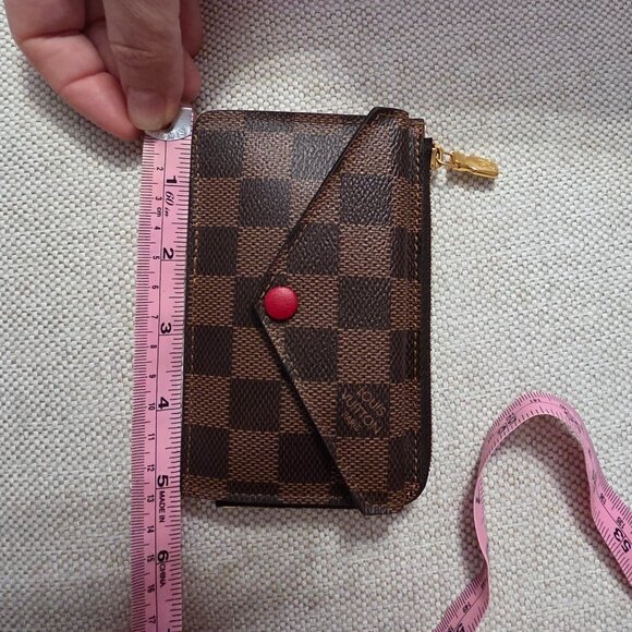 Louis Vuitton Card & Coin Holder with key chain - Picture 11 of 13